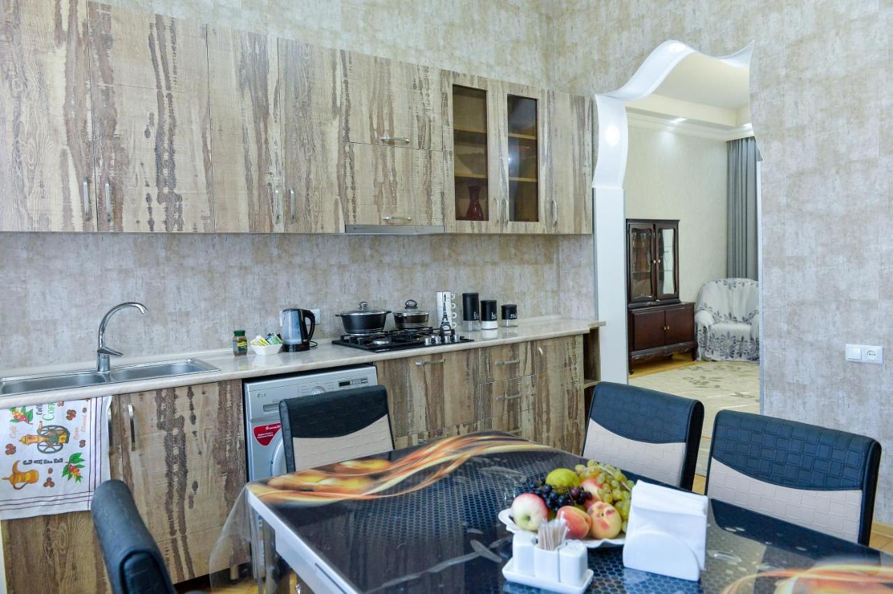 Hotel Bibi Kutaisi Esterno foto